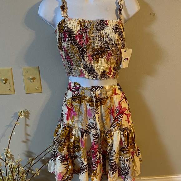 miss selfie Dresses & Skirts - Skirt set